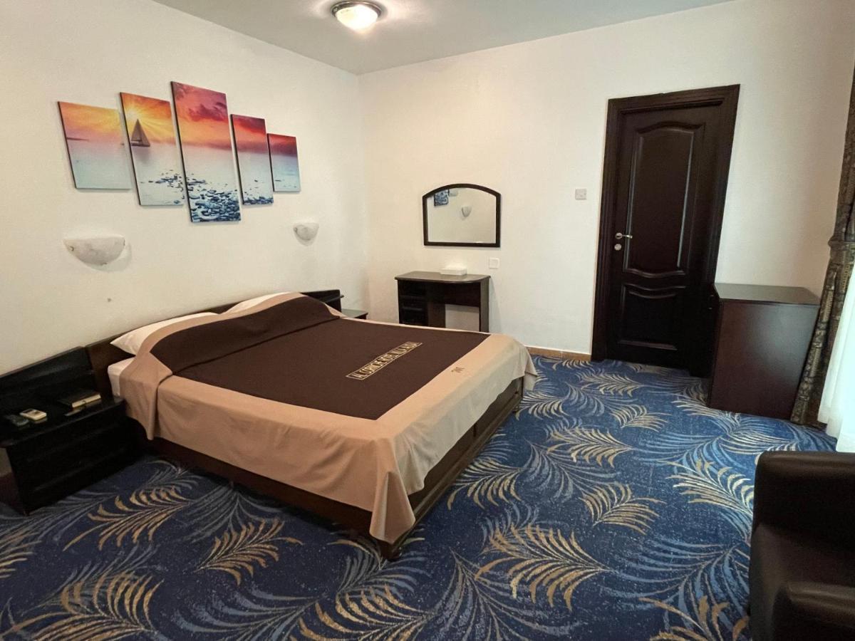 Al Corniche Hotel Шарджа Экстерьер фото
