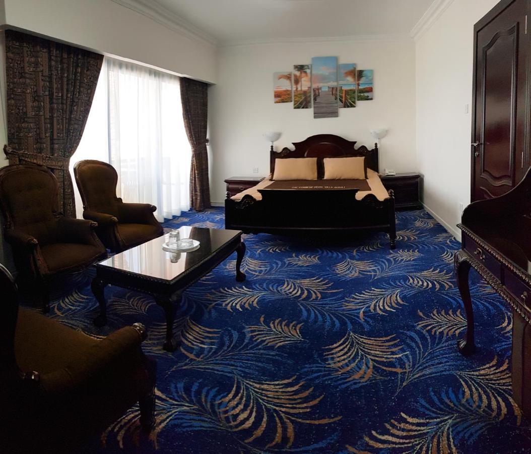 Al Corniche Hotel Шарджа Экстерьер фото