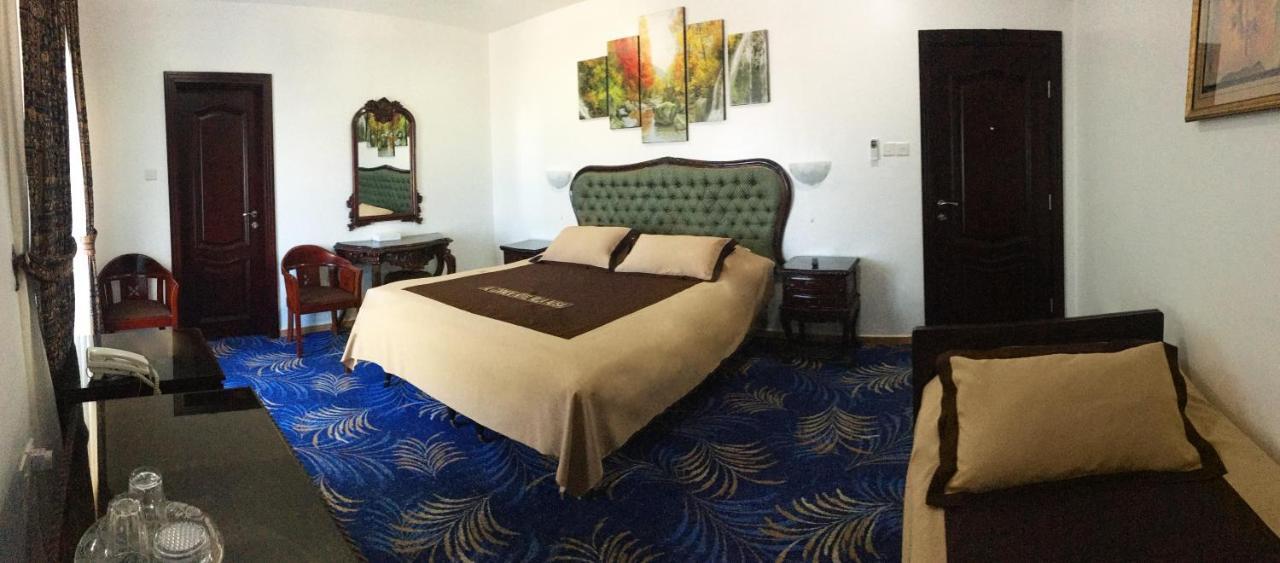 Al Corniche Hotel Шарджа Экстерьер фото